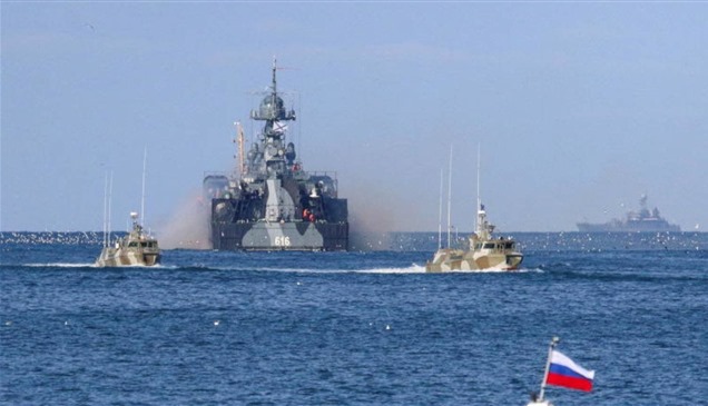 أوكرانيا تستهدف سفينة حربية روسية في القرم