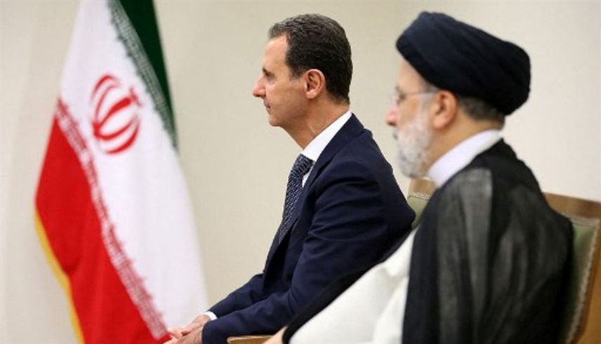 الرئيس السوري بشار الأسد مع نظيره الإيراني الراحل إبراهيم رئيسي (سانا)