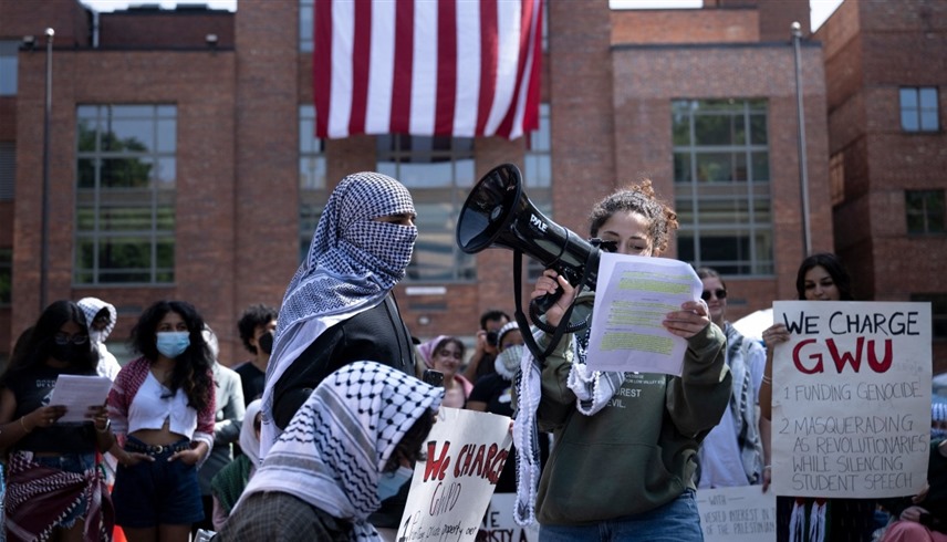 مؤيدون لغزة في جامعة أمريكية (أ ف ب)