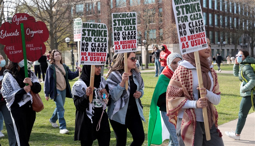 مؤيدون للفلسطينيين يتظاهرون في جامعة ميشيغان (إكس)