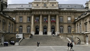 فرنسا تحاكم غيابياً 3 مسؤولين سوريين 