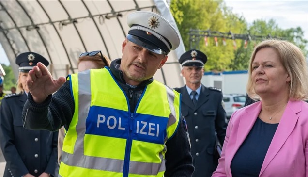 ألمانيا تندد بالزيادة الحادة في الهجمات على الناشطين السياسيين