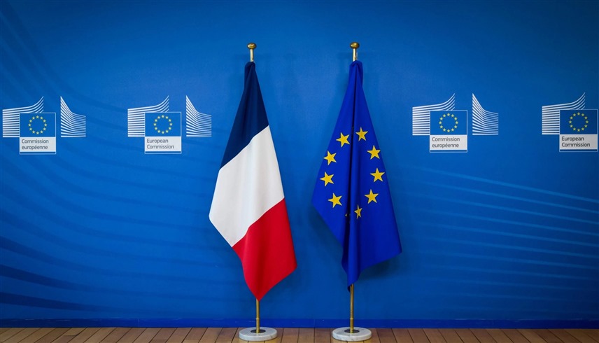 علم الاتحاد الأوروبي وفرنسا (إكس)