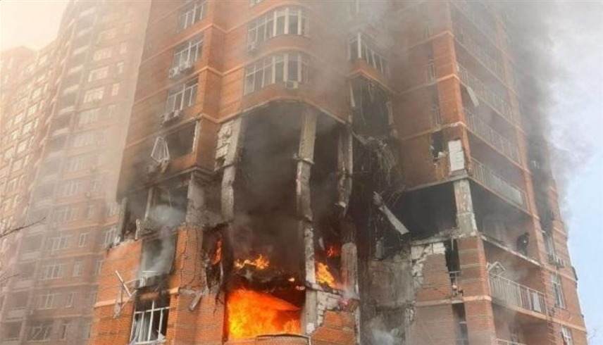 خراب في مبنى بأدويسا الأوكرانية ناجم عن هجوم روسي (إكس)