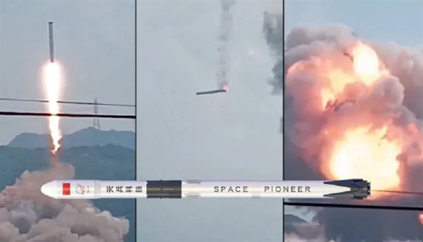 لقطة من وسائل إعلام صينية للحظة سقوط الصاروخ (إكس)