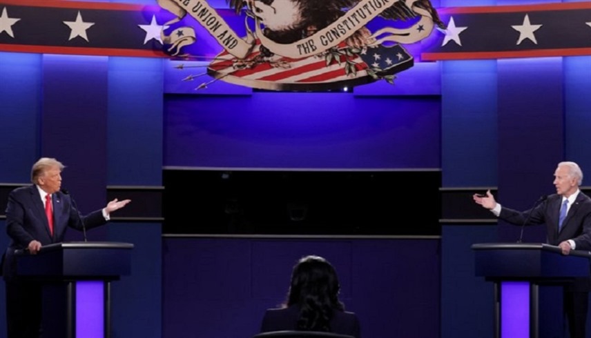 الرئيسان الأمريكيان الحالي جو بايدن والسابق دونالد ترامب في المناظرة التلفزيونية (أرشيف)