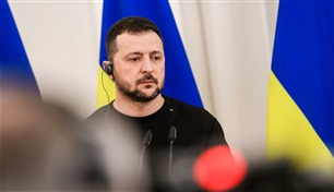 زيلينسكي يقيل قائد القوات المشتركة الأوكرانية