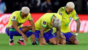 "البريميير ليغ" سبب انتكاسة البرازيل في كأس العالم