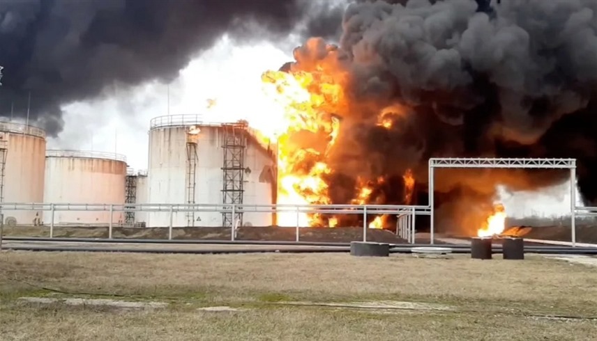 حريق في منشأة للطاقة في بيلغورود الروسية بعد هجوم أوكراني سابق (أرشيف)