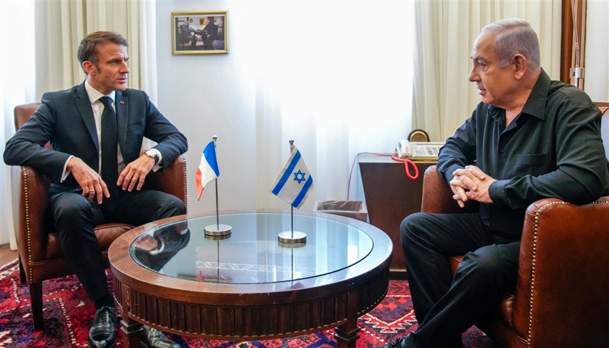  رئيس الوزراء الإسرائيلي بنيامين نتانياهو والرئيس الفرنسي إيمانويل ماكرون (أرشيف)