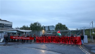متظاهرون مؤيدون لفلسطين يحاصرون مصنعاً في غلاسكو