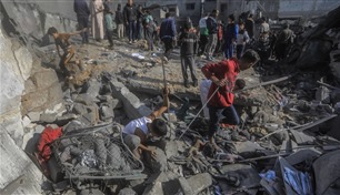 مسؤولون سابقون: إدارة بايدن "متواطئة" في قتل الفلسطينيين