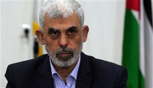 أين السنوار؟.. مصادر تكشف موقف زعيم حماس