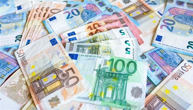 اليورو يواصل ارتفاعه بعد الجولة الأولى من الانتخابات الفرنسية