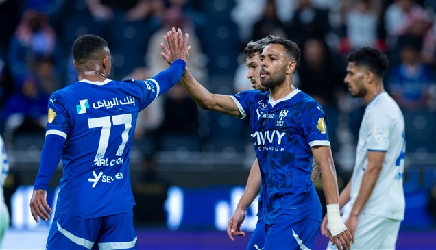 مدرب الزمالك السابق يخسر من الهلال 0-9