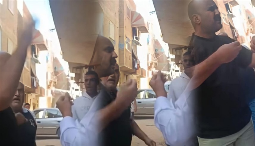 لقطات من الفيديو