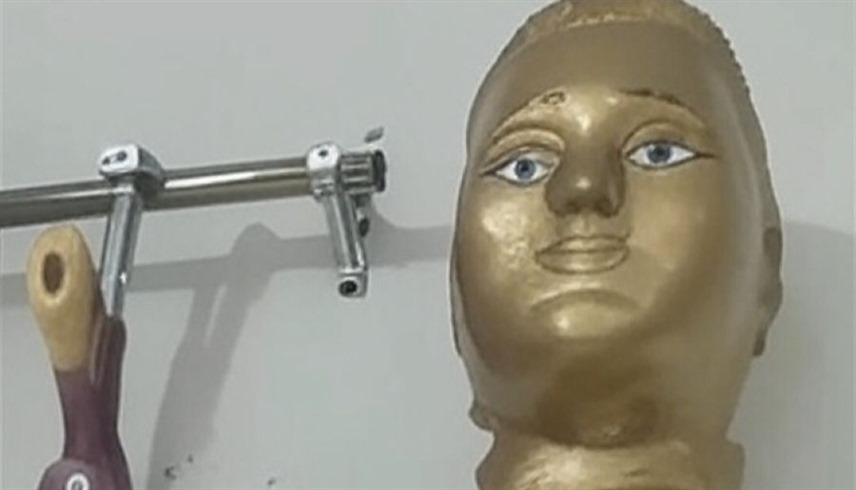 صورة للتمثال 