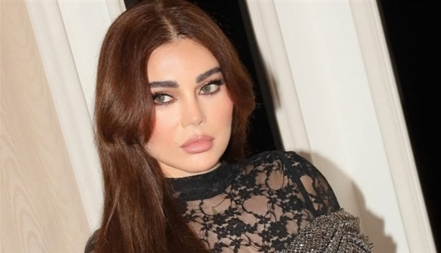 هيفاء وهبي و"المنسف الأردني".. لقطة تشعل مواقع التواصل