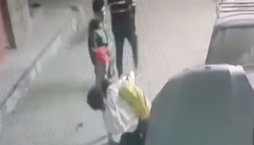 مشهد من الفيديو المتداول 