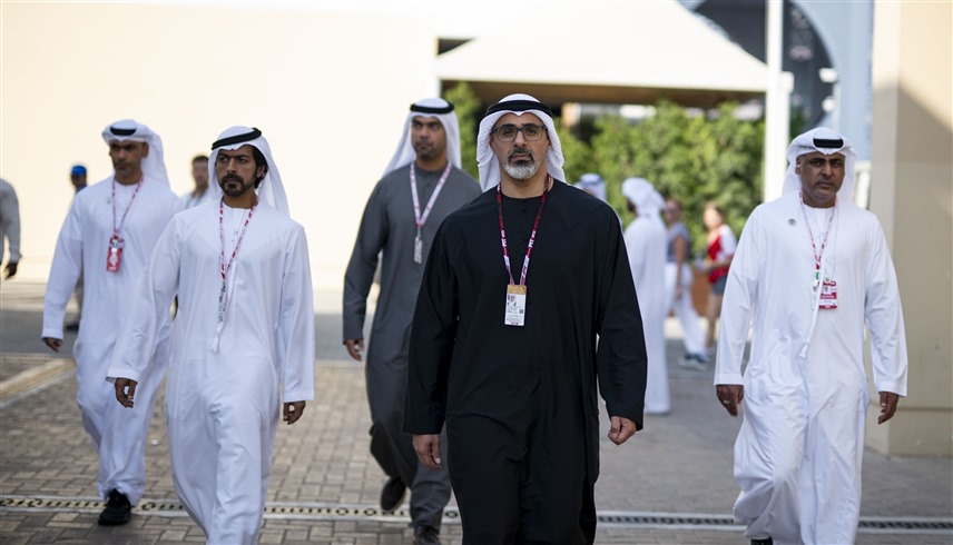 جانب من زيارة الشيخ خالد بن محمد بن زايد آل نهيان فعاليات اليوم الختامي لسباق جائزة أبوظبي الكبرى (وام)