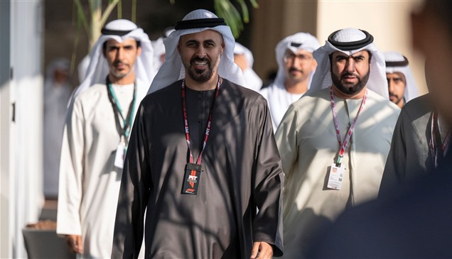 ذياب بن محمد بن زايد يشهد فعاليات اليوم الختامي من سباق جائزة أبوظبي الكبرى