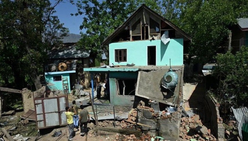 منزل هدمته الهند في كشمير (إكس)