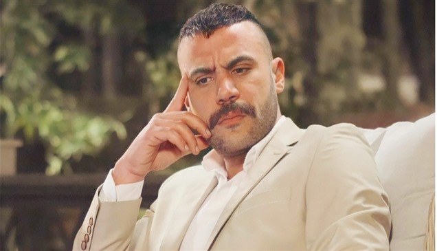 محمد إمام يتعرض لإصابة خلال تصوير مشهد "خطير" في "صقر وكناريا"