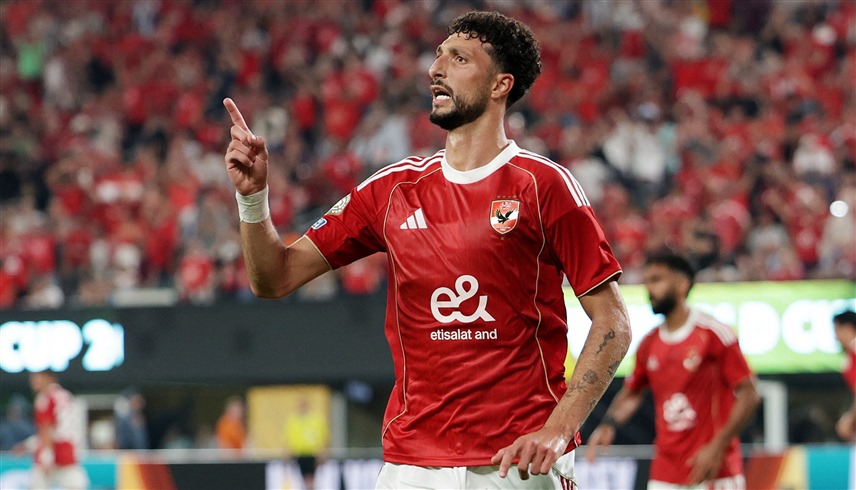 نجم الأهلي وسام أبو علي (إكس)