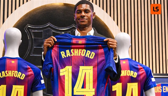 قبل راشفورد.. 12 لاعباً ارتدوا القميص 14 في تاريخ برشلونة