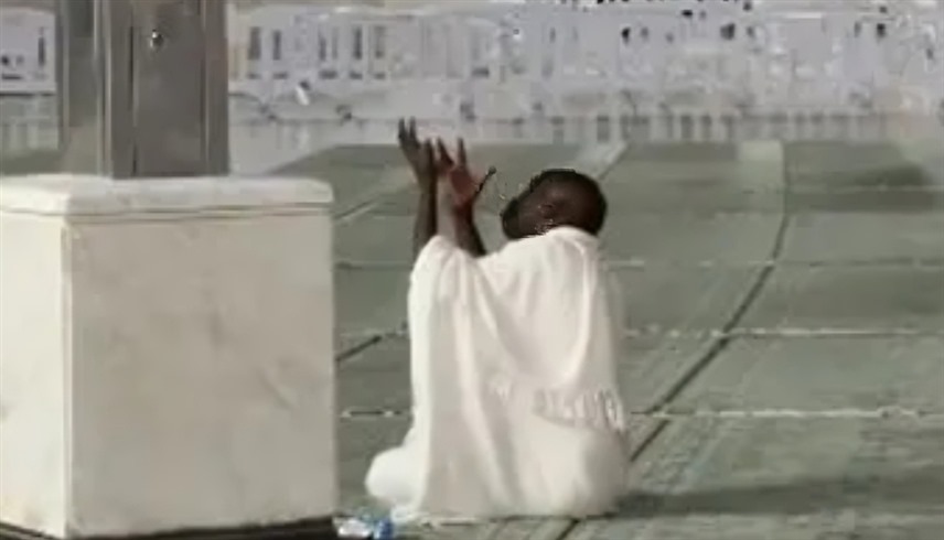 صورة المعتمر