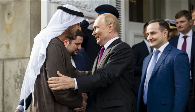 مراسم مهيبة وبروتوكول خاص.. حفاوة استقبال استثنائية لزيارة محمد بن زايد إلى روسيا