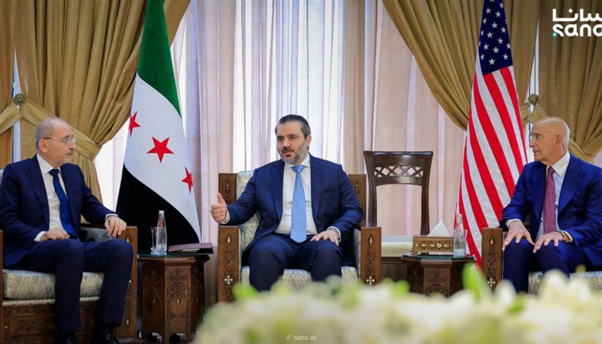 ووزير الخارجية السوري أسعد الشيباني بين وزير الخارجية الأردني أيمن الصفدي والمبعوث الأمريكي توم براك (سانا)