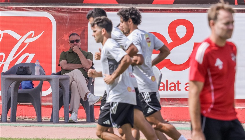 الخطيب يراقب التدريبات (إكس)