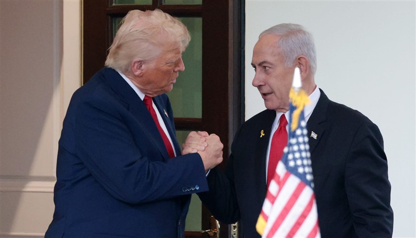 الرئيس الأمريكي دونالد ترامب ورئيس الوزراء الإسرائيلي نتانياهو في لقاء سابق (أ ف ب)