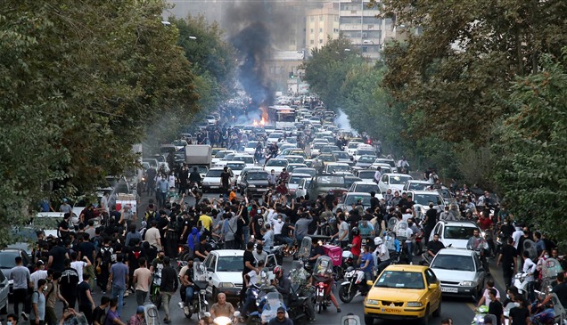 تقارير عن احتجاجات جديدة في طهران
