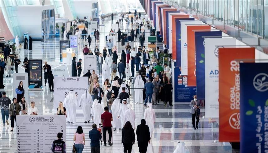 صورة من (وام)