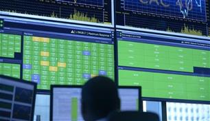 الأسهم الأوروبية تغلق على أفضل نتائج أسبوعية منذ يونيو 