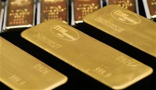 ارتفاع النفط ومخاوف التضخم يدفعان الذهب دون 4000 دولار