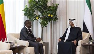 محمد بن زايد يبحث مع رئيس بنين تعزيز التعاون الاقتصادي والاستثماري