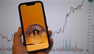 العملات المشفرة تختتم الأسبوع بمكاسب شهرية