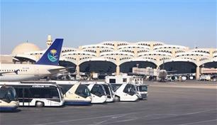  مقتل موظف وتضرر طائرة في هجوم مطار الملك خالد الدولي