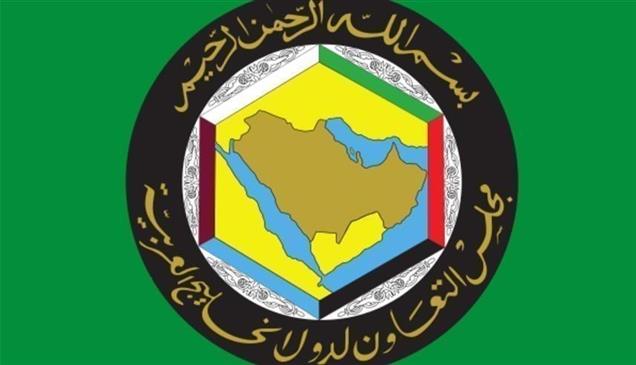 "التعاون الخليجي" يدين الهجمات على مطار الملك خالد الدولي