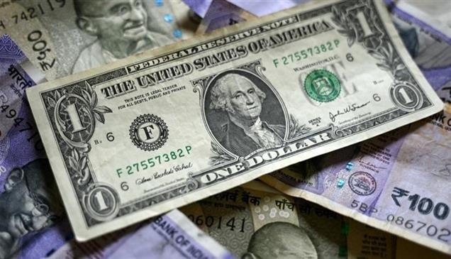 كيف تدافع الهند عن الروبية في مواجهة الدولار؟