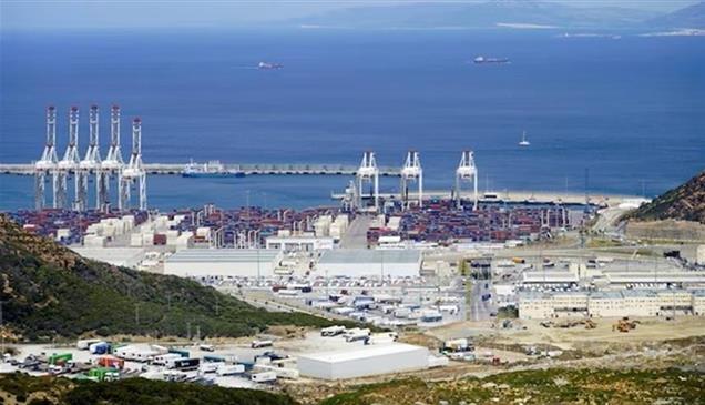 المغرب يعزز قدرات الموانئ بمشروعي الناظور وطنجة المتوسط