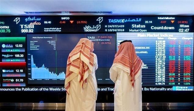 بورصات الخليج تغلق على تراجع جماعي بضغط من البنوك والتوترات الإقليمية