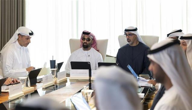 طحنون بن زايد يناقش مستجدات مجمّع الذكاء الاصطناعي الإماراتي- الأمريكي في أبوظبي
