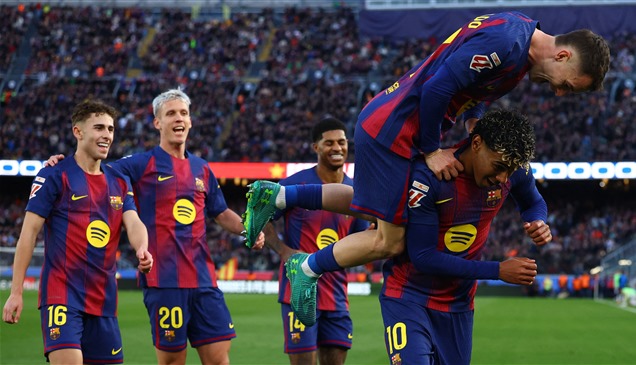 برشلونة يزيد الضغوط على الريال بفوز كبير على مايوركا
