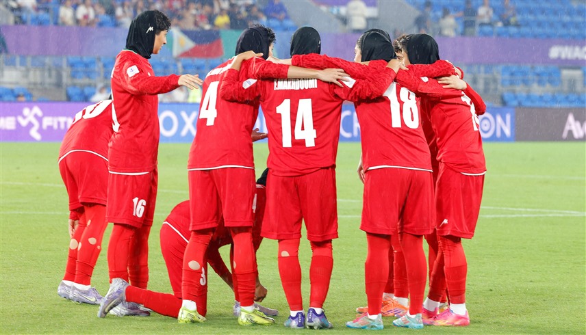 لاعبات منتخب إيران (أ ف ب)