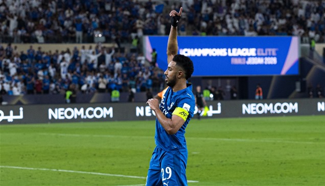 الهلال السعودي يعلن إصابة بنزيما وسالم الدوسري