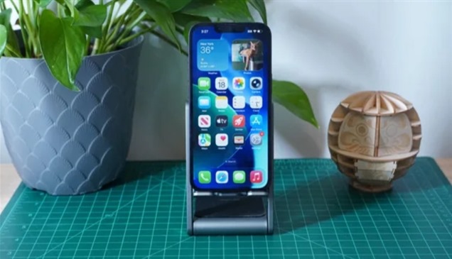 5 هواتف أندرويد تتفوق على iPhone 17e في السعر والمواصفات